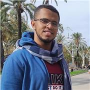 Étudiant donnant des cours de physique et maths avec une expérience deux ans, en travail libre
